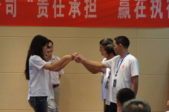 責(zé)任承擔(dān)、贏在執(zhí)行，打造核心團(tuán)隊(duì)