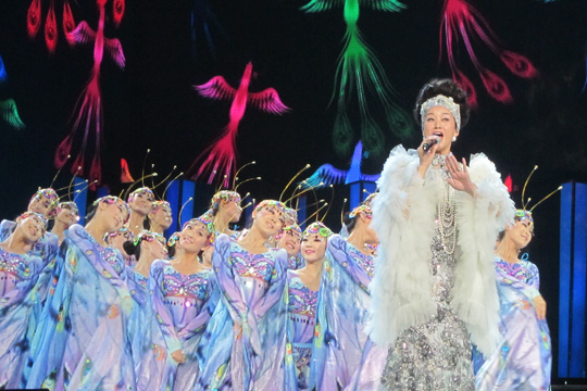 成就飛天夢(mèng)想，見(jiàn)證榮耀誕生